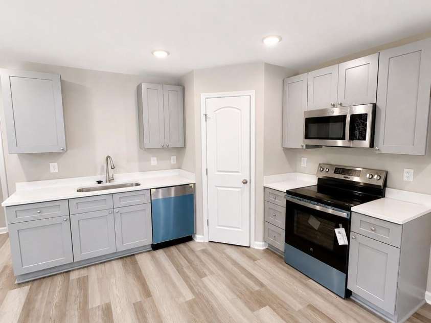 180 May Street, Concord, NC 28025.  MLS# CAR4396949, YatesRealty ID 36456. 