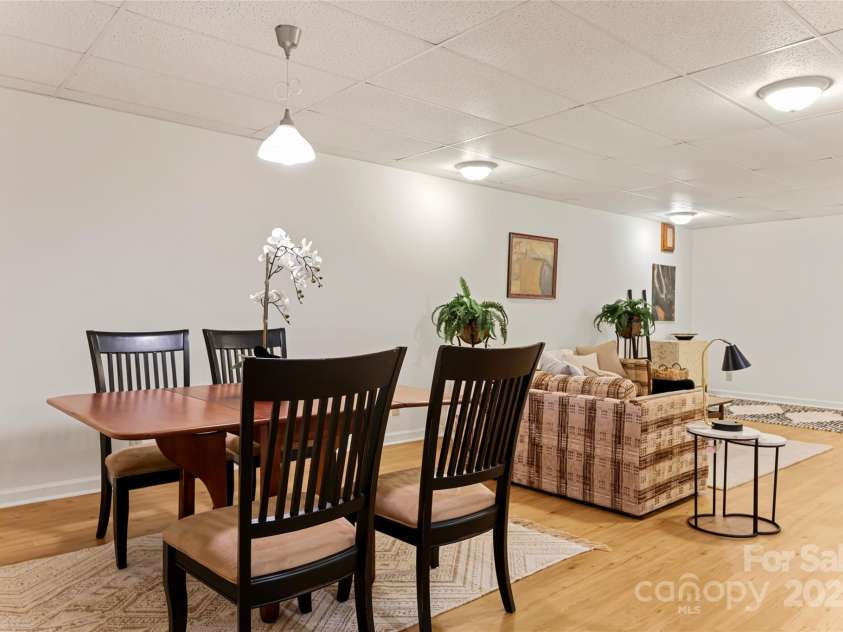 21 Westridge Drive, Asheville, NC 28803.  MLS# CAR4227775, YatesRealty ID 3646. Lower level