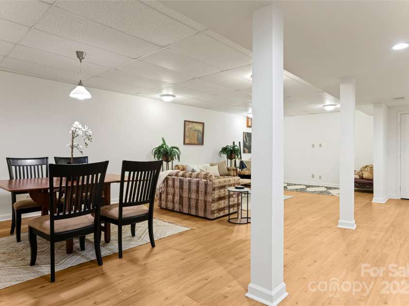 21 Westridge Drive, Asheville, NC 28803.  MLS# CAR4227775, YatesRealty ID 3646. Lower level