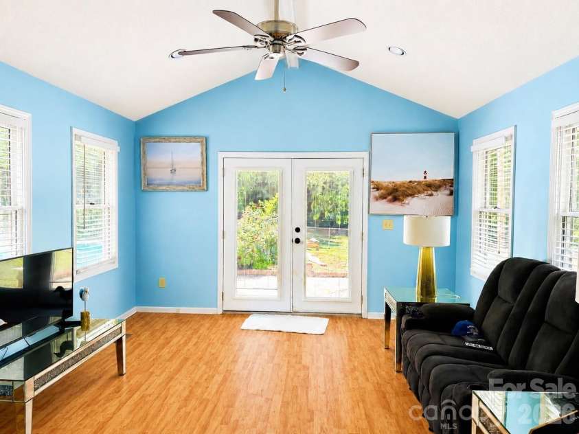 5965 Highway 97 Road, Hickory Grove, SC 29717.  MLS# CAR4382831, YatesRealty ID 36460. Sunroom