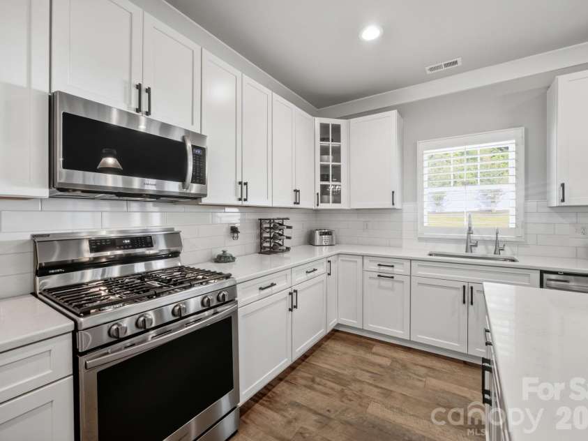 229 Elysian Drive, Mooresville, NC 28117.  MLS# CAR4401763, YatesRealty ID 36463. 