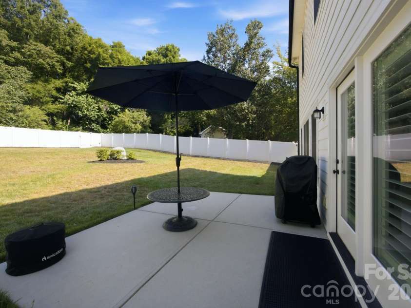 229 Elysian Drive, Mooresville, NC 28117.  MLS# CAR4401763, YatesRealty ID 36463. 