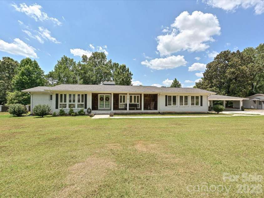 3501 Parkwood School Road, Monroe, NC 28112.  MLS# CAR4399540, YatesRealty ID 36464. 