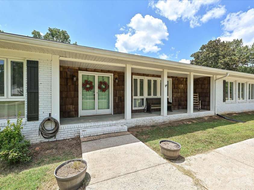 3501 Parkwood School Road, Monroe, NC 28112.  MLS# CAR4399540, YatesRealty ID 36464. 