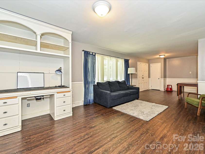 3501 Parkwood School Road, Monroe, NC 28112.  MLS# CAR4399540, YatesRealty ID 36464. 