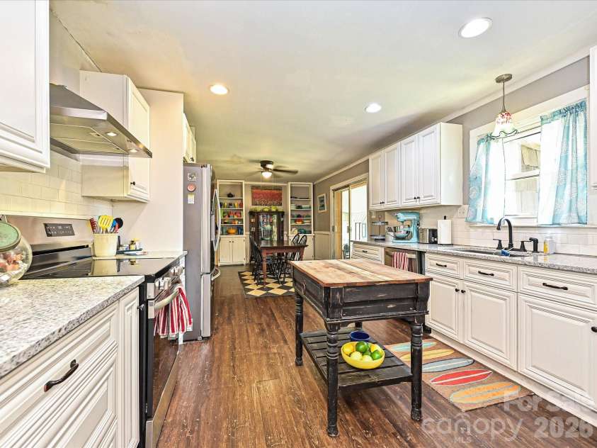 3501 Parkwood School Road, Monroe, NC 28112.  MLS# CAR4399540, YatesRealty ID 36464. 