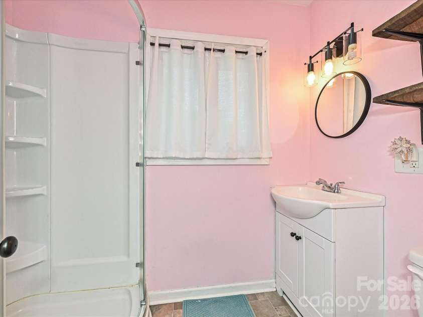 3501 Parkwood School Road, Monroe, NC 28112.  MLS# CAR4399540, YatesRealty ID 36464. 