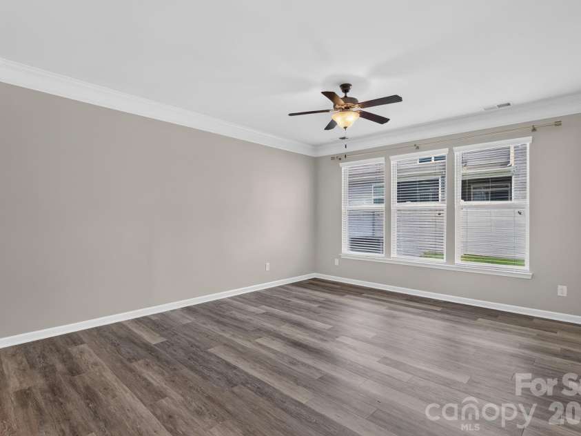 14943 Savannah Hall Drive, Charlotte, NC 28273.  MLS# CAR4402026, YatesRealty ID 36465. 