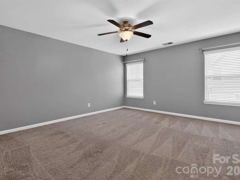 14943 Savannah Hall Drive, Charlotte, NC 28273.  MLS# CAR4402026, YatesRealty ID 36465. 