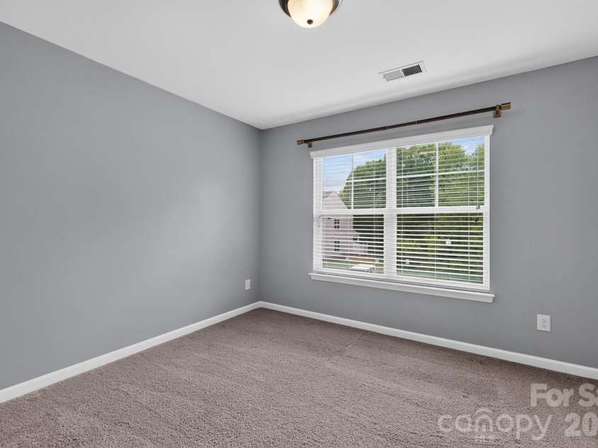 14943 Savannah Hall Drive, Charlotte, NC 28273.  MLS# CAR4402026, YatesRealty ID 36465. 
