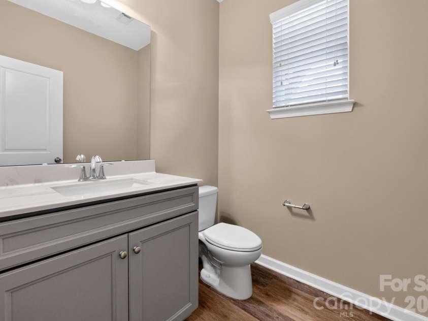 14943 Savannah Hall Drive, Charlotte, NC 28273.  MLS# CAR4402026, YatesRealty ID 36465. 