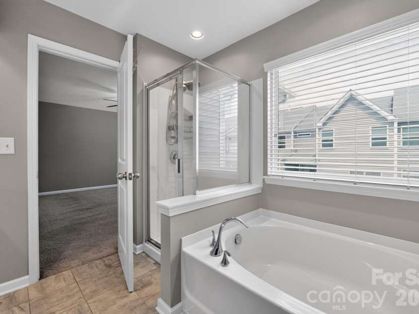 14943 Savannah Hall Drive, Charlotte, NC 28273.  MLS# CAR4402026, YatesRealty ID 36465. 