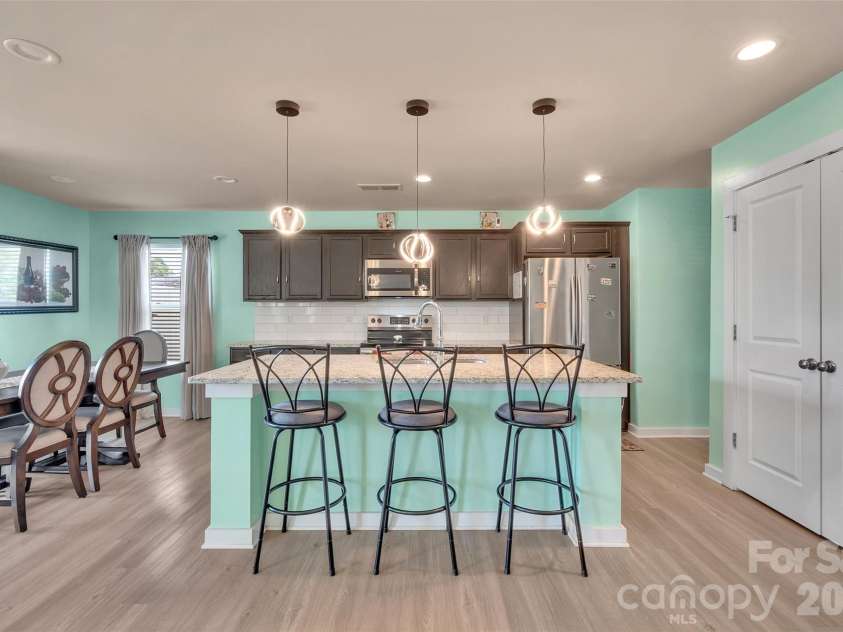 4526 Carnation Court, Charlotte, NC 28269.  MLS# CAR4402927, YatesRealty ID 36469. 