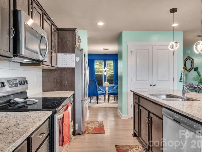 4526 Carnation Court, Charlotte, NC 28269.  MLS# CAR4402927, YatesRealty ID 36469. 