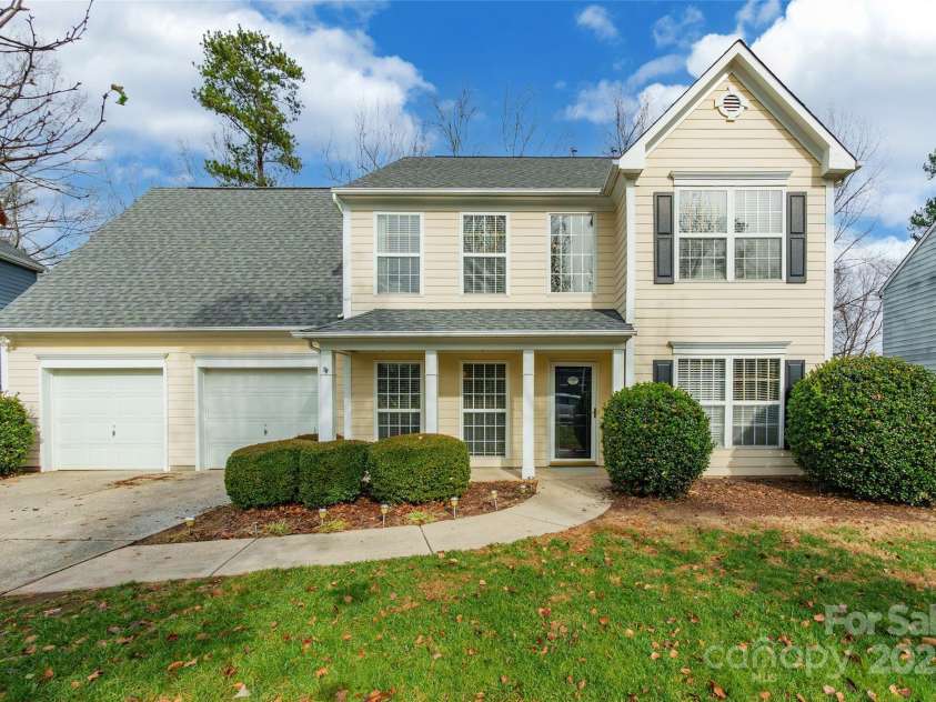 11318 Glenstone Court, Charlotte, NC 28269.  MLS# CAR4328105, YatesRealty ID 3647. 