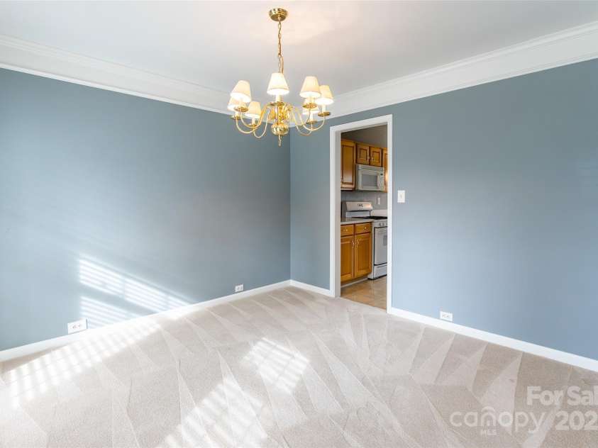 11318 Glenstone Court, Charlotte, NC 28269.  MLS# CAR4328105, YatesRealty ID 3647. 