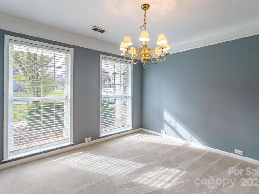 11318 Glenstone Court, Charlotte, NC 28269.  MLS# CAR4328105, YatesRealty ID 3647. 