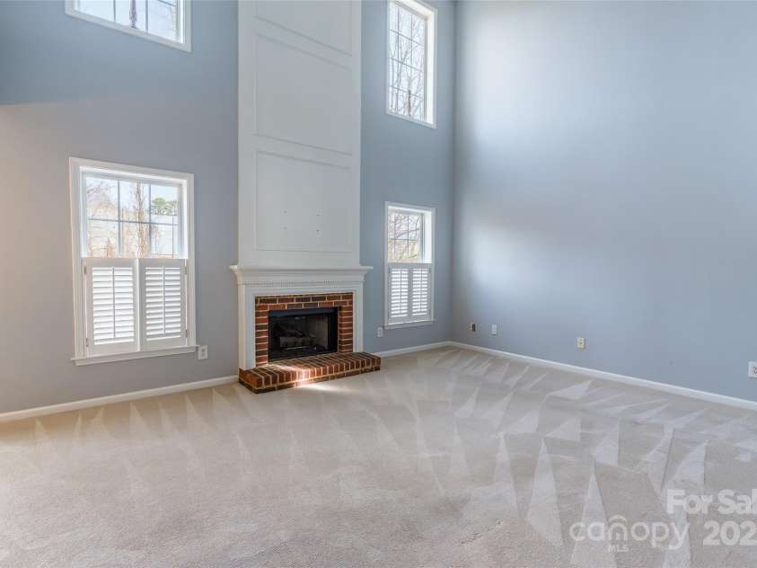 11318 Glenstone Court, Charlotte, NC 28269.  MLS# CAR4328105, YatesRealty ID 3647. 