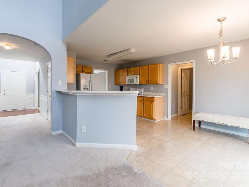 11318 Glenstone Court, Charlotte, NC 28269.  MLS# CAR4328105, YatesRealty ID 3647. 