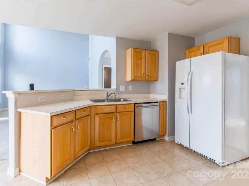 11318 Glenstone Court, Charlotte, NC 28269.  MLS# CAR4328105, YatesRealty ID 3647. 