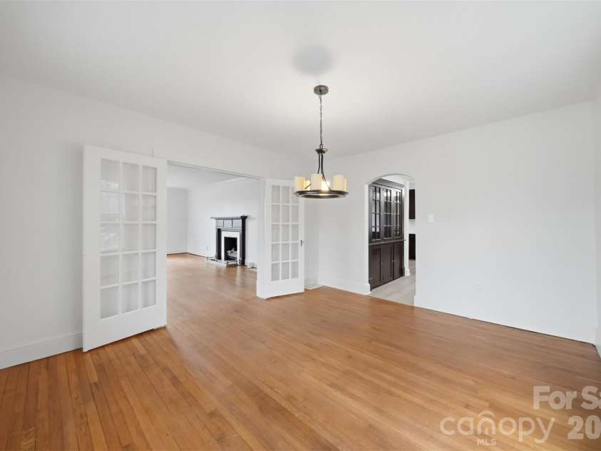 209 Abernathy Street, Lenoir, NC 28645.  MLS# CAR4355061, YatesRealty ID 3647. 