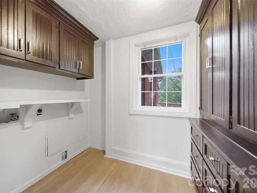 209 Abernathy Street, Lenoir, NC 28645.  MLS# CAR4355061, YatesRealty ID 3647. 