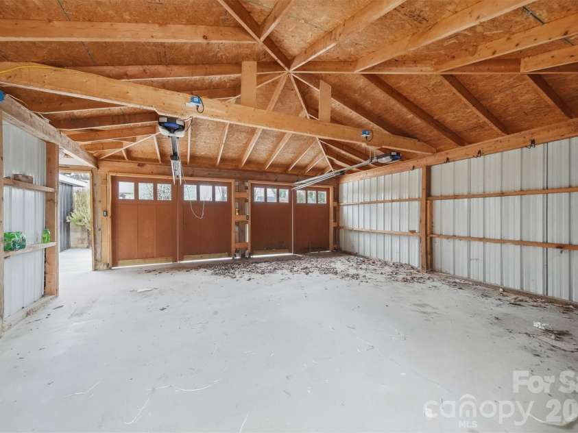 209 Abernathy Street, Lenoir, NC 28645.  MLS# CAR4355061, YatesRealty ID 3647. 
