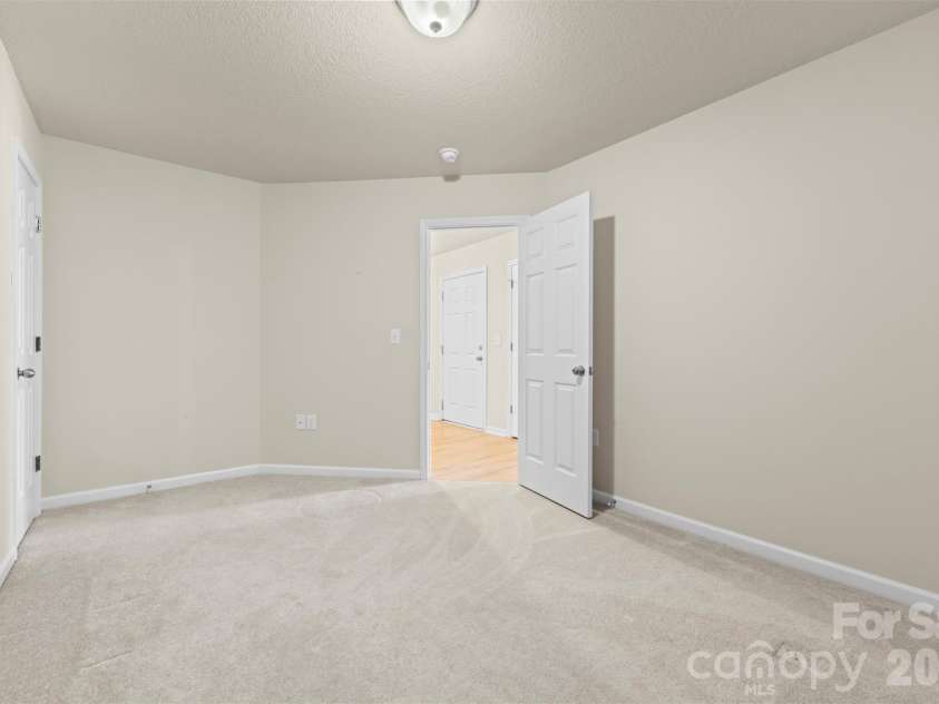 58 Lilac Fields Way, Arden, NC 28704.  MLS# CAR4403318, YatesRealty ID 36473. Bonus Room