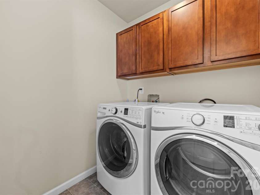 58 Lilac Fields Way, Arden, NC 28704.  MLS# CAR4403318, YatesRealty ID 36473. Laundry