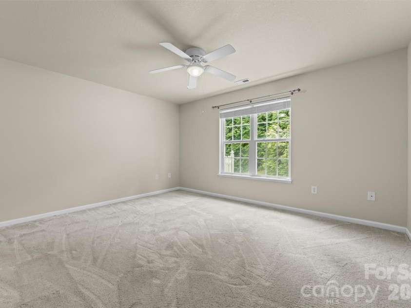 58 Lilac Fields Way, Arden, NC 28704.  MLS# CAR4403318, YatesRealty ID 36473. Primary Bedroom