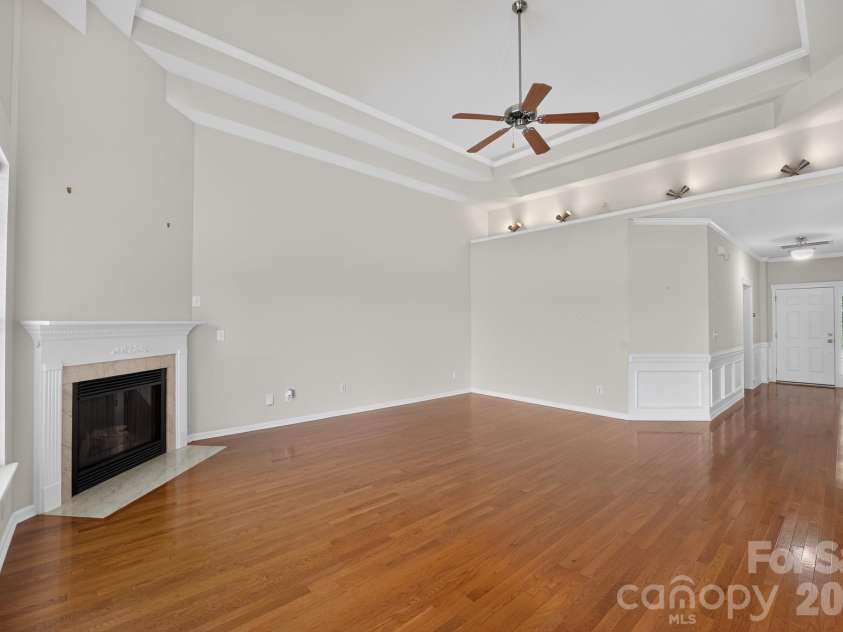 5918 Phyliss Lane, Charlotte, NC 28227.  MLS# CAR4403365, YatesRealty ID 36475. 