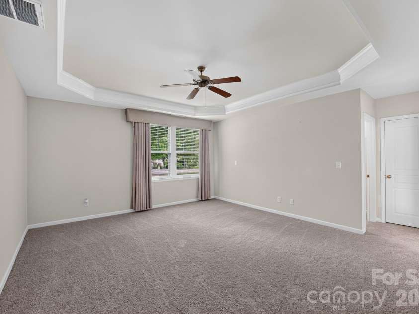 5918 Phyliss Lane, Charlotte, NC 28227.  MLS# CAR4403365, YatesRealty ID 36475. 