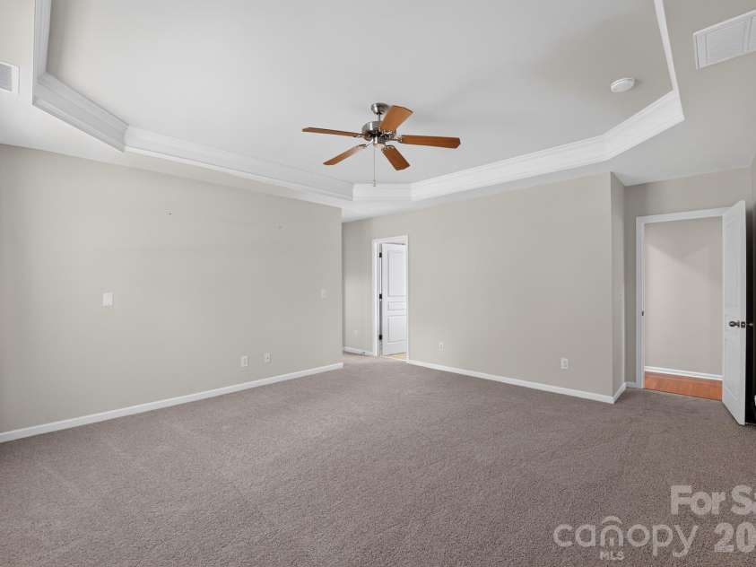 5918 Phyliss Lane, Charlotte, NC 28227.  MLS# CAR4403365, YatesRealty ID 36475. 