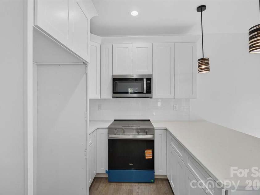 228 Hillside Avenue, Concord, NC 28025.  MLS# CAR4402795, YatesRealty ID 36476. Ample Storage & Cabinest