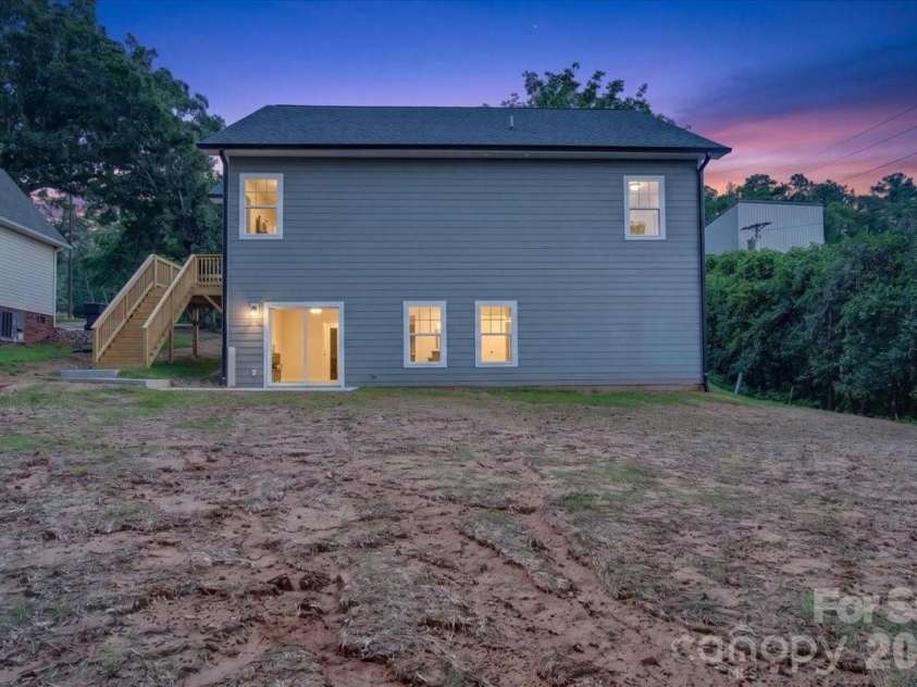 228 Hillside Avenue, Concord, NC 28025.  MLS# CAR4402795, YatesRealty ID 36476. Large BackyardTwilight Enhanced