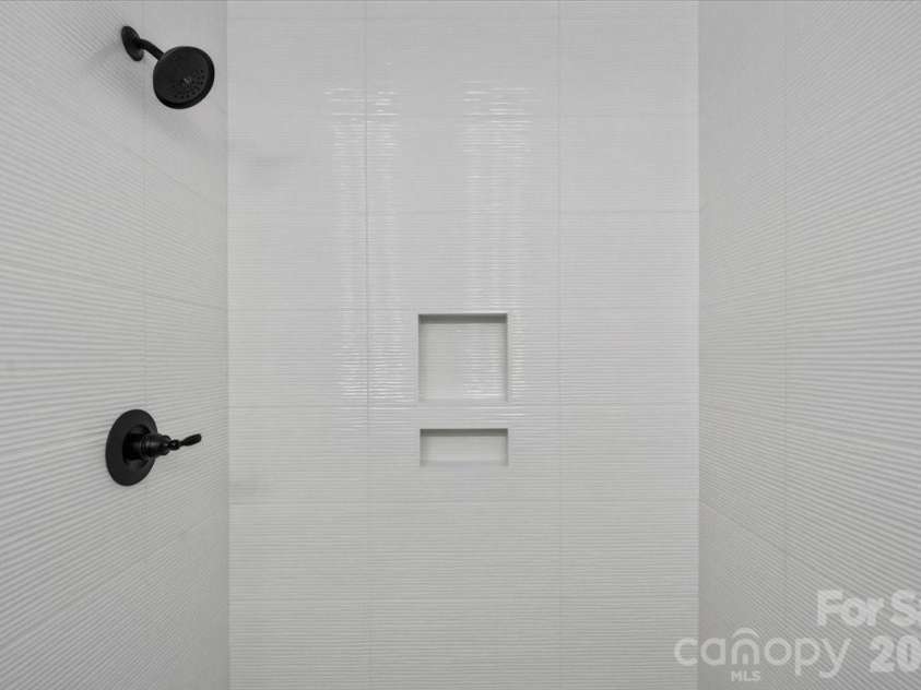 228 Hillside Avenue, Concord, NC 28025.  MLS# CAR4402795, YatesRealty ID 36476. Spacious Walk-in Shower