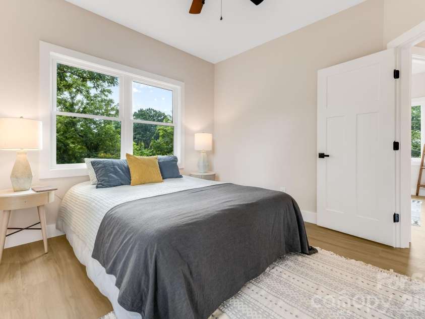 91 Winston Avenue, Asheville, NC 28803.  MLS# CAR4401592, YatesRealty ID 36478. 