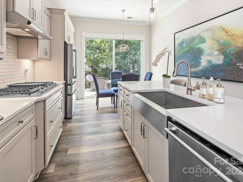 4861 Blanchard Way, Charlotte, NC 28226.  MLS# CAR4172626, YatesRealty ID 3648. 