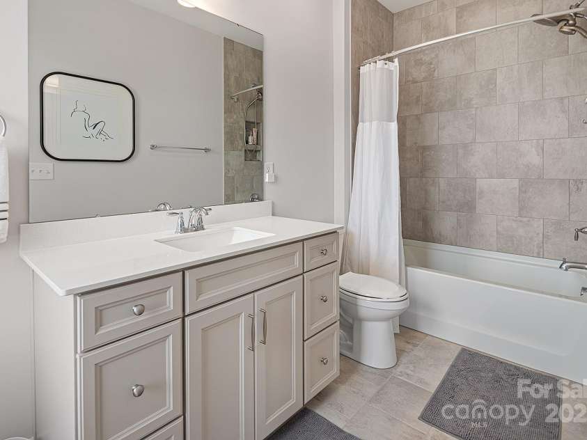 4861 Blanchard Way, Charlotte, NC 28226.  MLS# CAR4172626, YatesRealty ID 3648. 