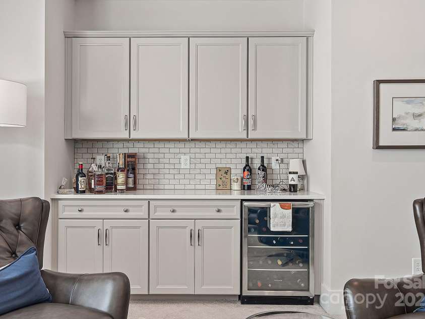 4861 Blanchard Way, Charlotte, NC 28226.  MLS# CAR4172626, YatesRealty ID 3648. 