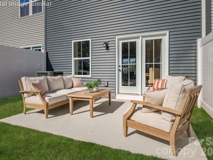 6160 Bridle Creek Drive, Charlotte, NC 28214.  MLS# CAR4403401, YatesRealty ID 36480. Step outside and enjoy your own backyard retreat—perfect for grilling, sipping morning coffee, or winding down with evening chats.