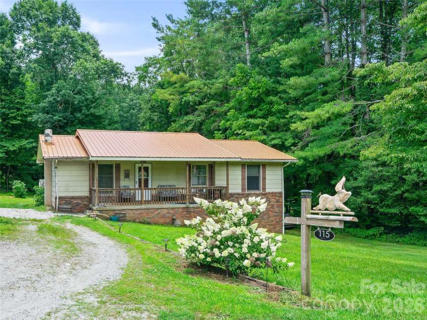 115 Hollifield Street, Spruce Pine, NC 28777.  MLS# CAR4403417, YatesRealty ID 36482. 