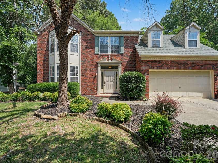 8716 Barrister Way, Charlotte, NC 28216.  MLS# CAR4400707, YatesRealty ID 36483. 