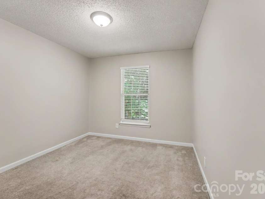8716 Barrister Way, Charlotte, NC 28216.  MLS# CAR4400707, YatesRealty ID 36483. 