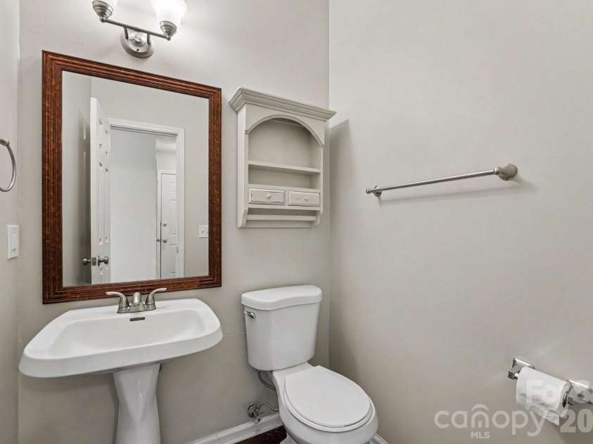 8716 Barrister Way, Charlotte, NC 28216.  MLS# CAR4400707, YatesRealty ID 36483. 