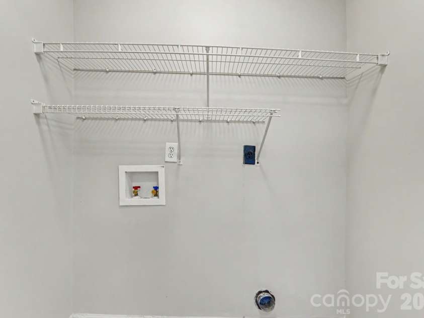 8716 Barrister Way, Charlotte, NC 28216.  MLS# CAR4400707, YatesRealty ID 36483. 