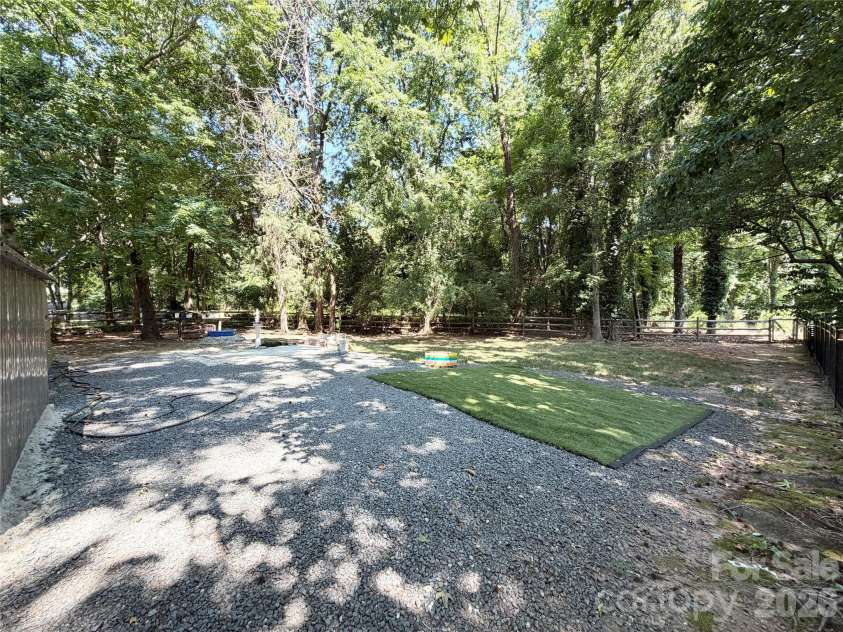 4436 Tilley Morris Road, Matthews, NC 28105.  MLS# CAR4401924, YatesRealty ID 36484. 
