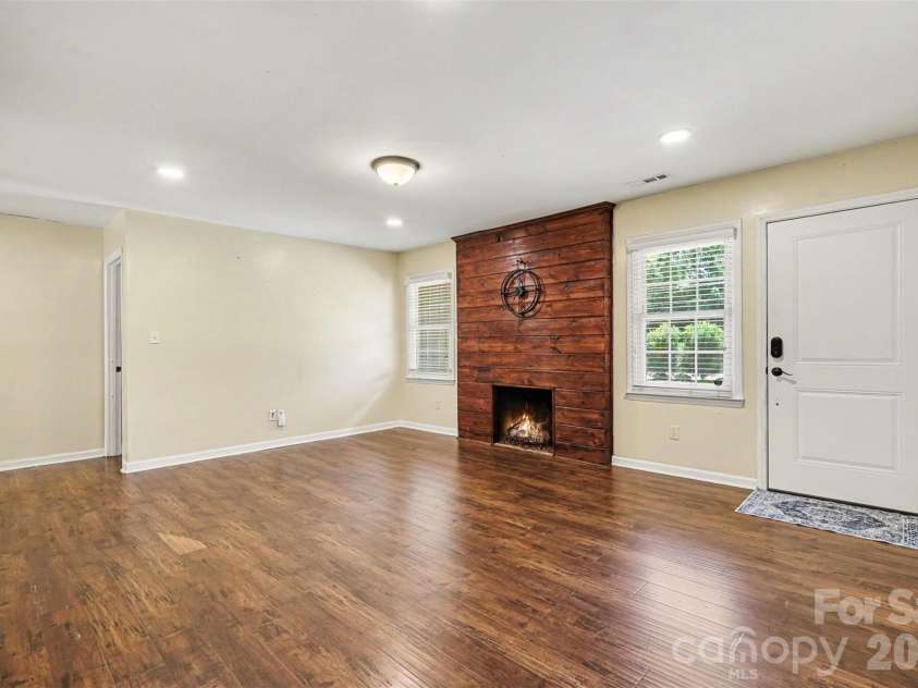 4436 Tilley Morris Road, Matthews, NC 28105.  MLS# CAR4401924, YatesRealty ID 36484. 