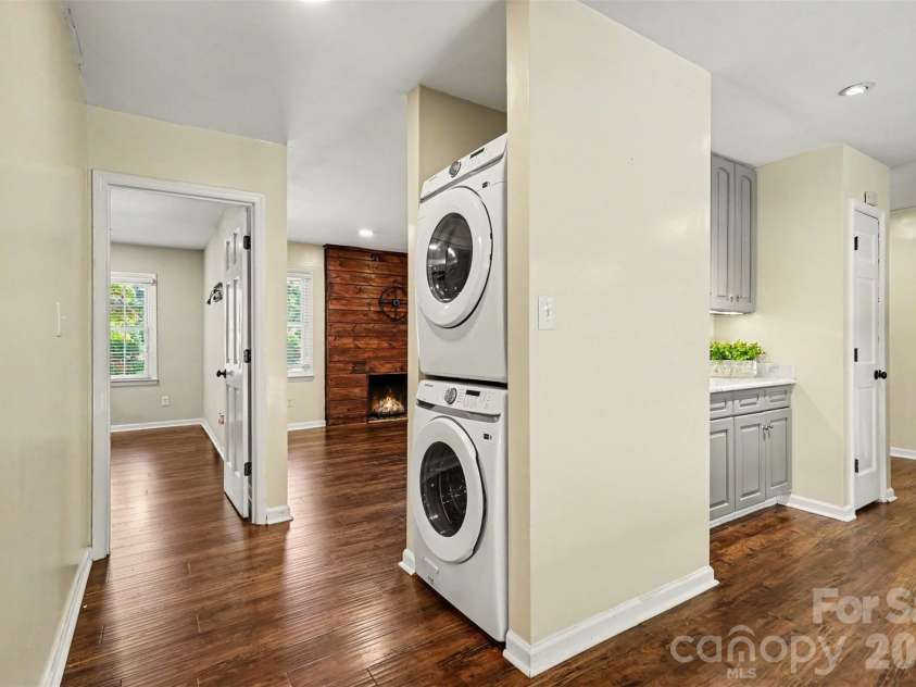 4436 Tilley Morris Road, Matthews, NC 28105.  MLS# CAR4401924, YatesRealty ID 36484. 
