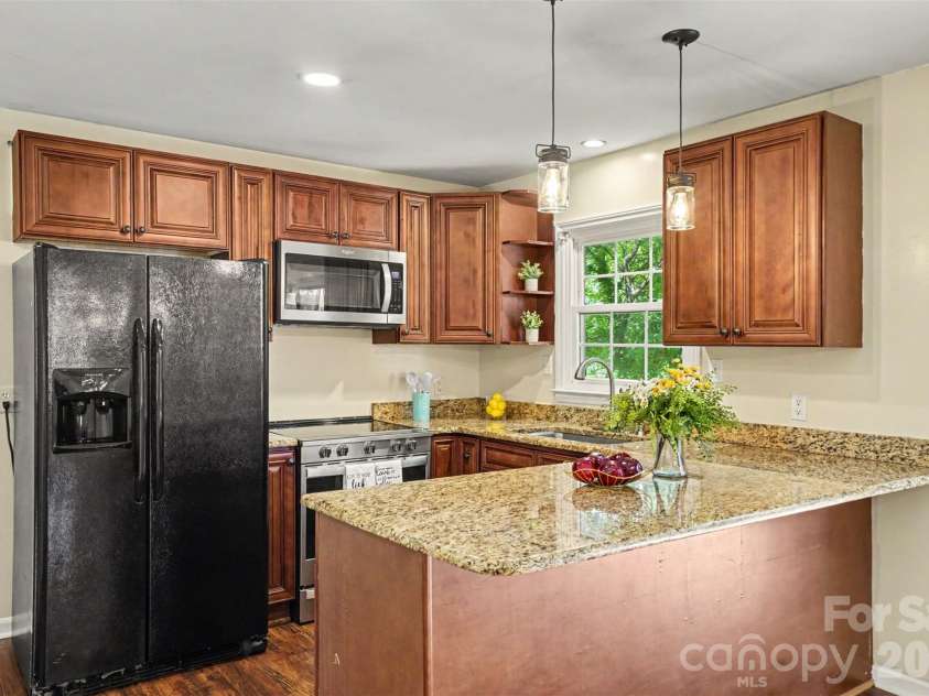 4436 Tilley Morris Road, Matthews, NC 28105.  MLS# CAR4401924, YatesRealty ID 36484. 